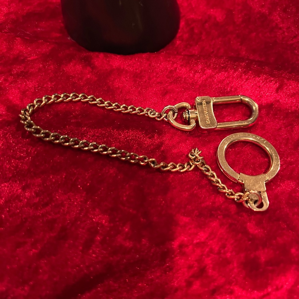 Louis Vuitton Gold-Tone Chain Key & Card Holder